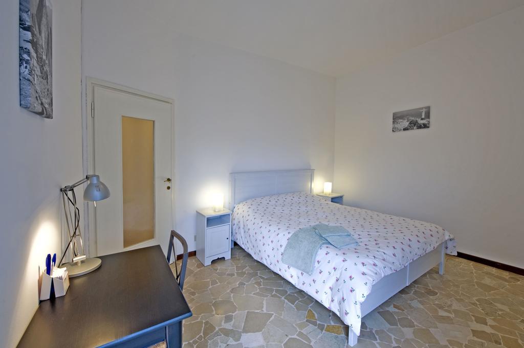 Apartment Chiesarossa Milan Room photo